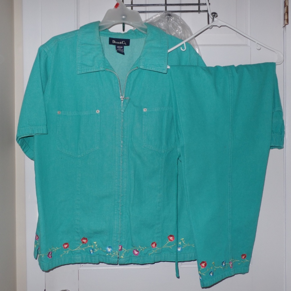 Denim&Co SS Jacket & Capri Set Embroidered M